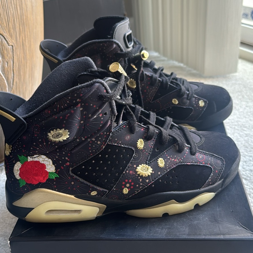 Air Jordan 6 Retro “Chinese New Year” Size 8.5 (Rare)